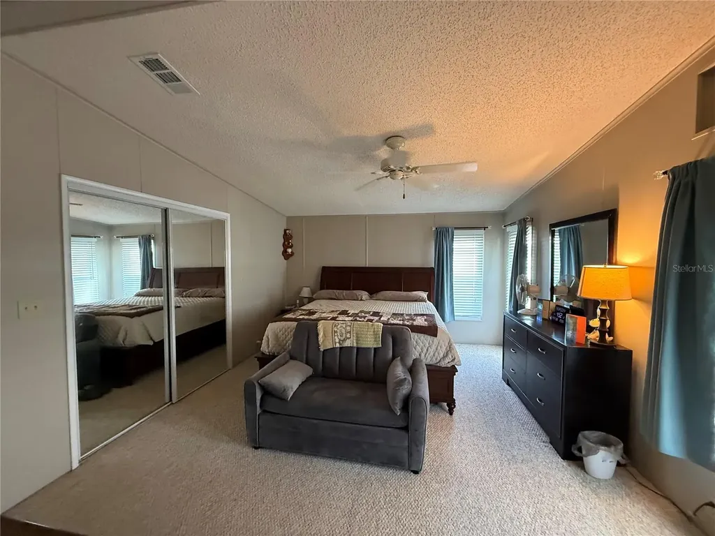 807 Oak Boulevard Wildwood FL 34785