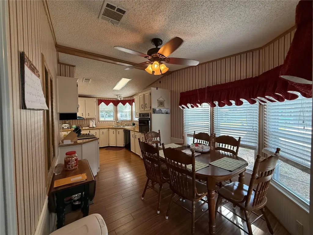 807 Oak Boulevard Wildwood FL 34785