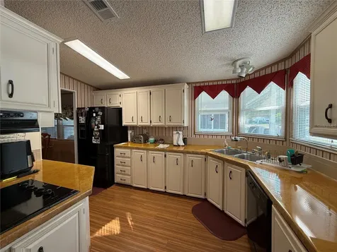 807 Oak Boulevard Wildwood FL 34785