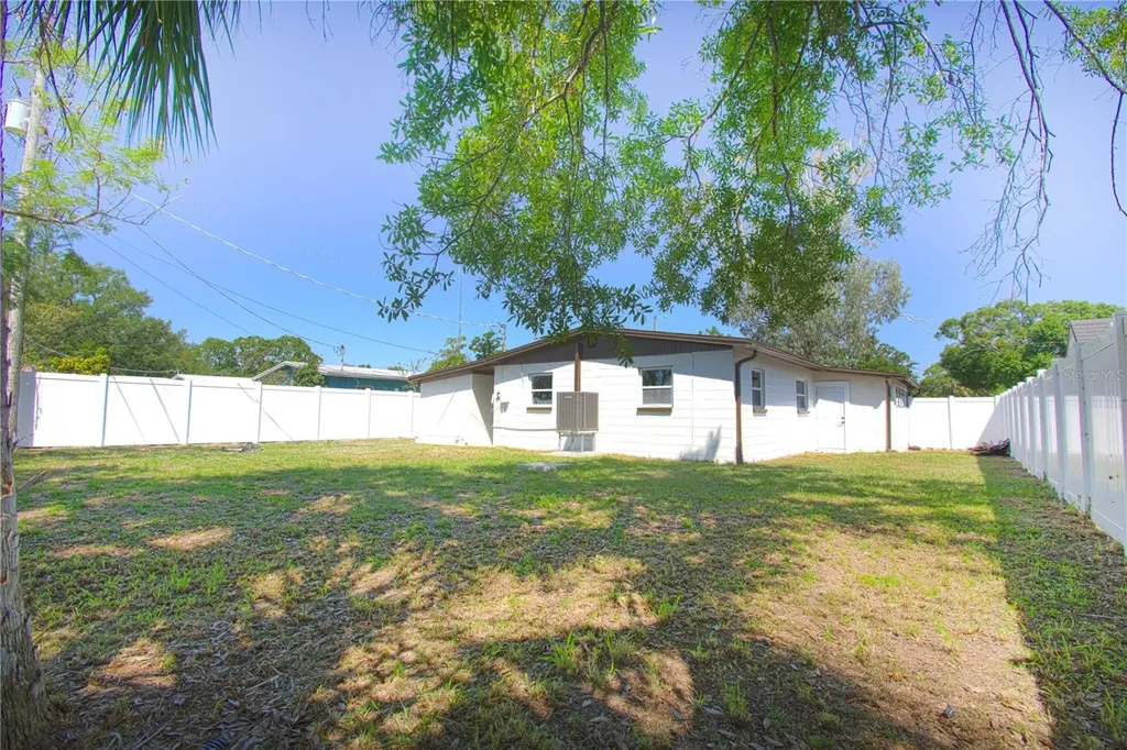 8307 Libby Lane Tampa FL 33619