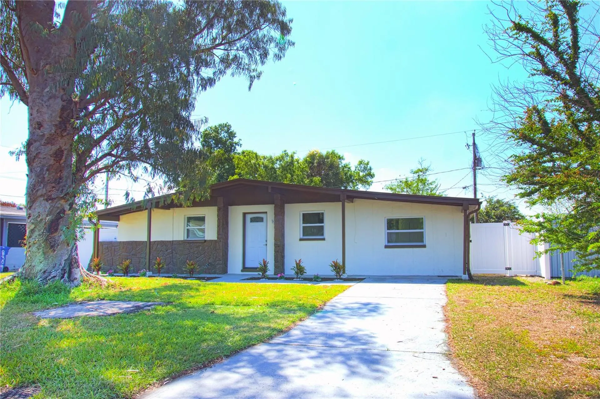 8307 Libby Lane Tampa FL 33619