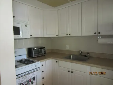 6055 21st Street N St Petersburg FL 33714