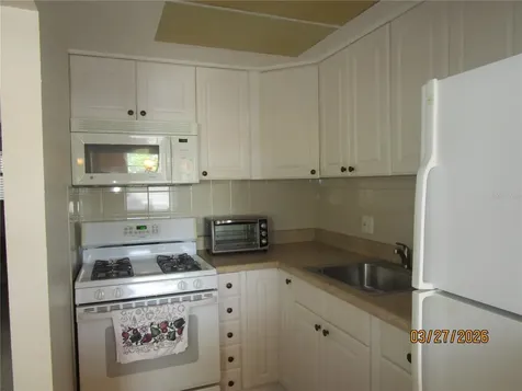 6055 21st Street N St Petersburg FL 33714