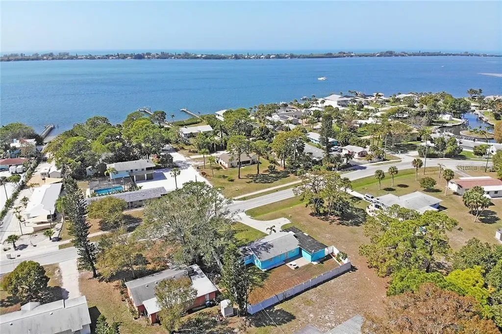 495 S Mccall Road Englewood FL 34223
