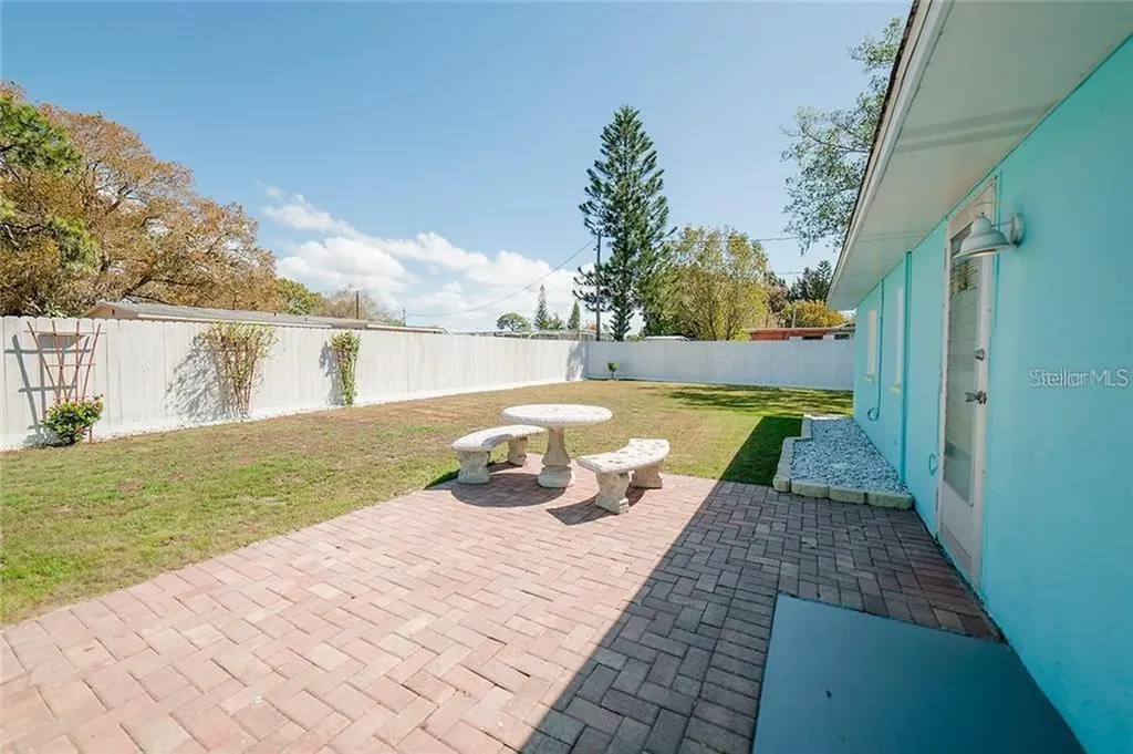 495 S Mccall Road Englewood FL 34223