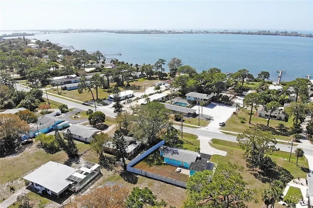 495 S Mccall Road Englewood FL 34223