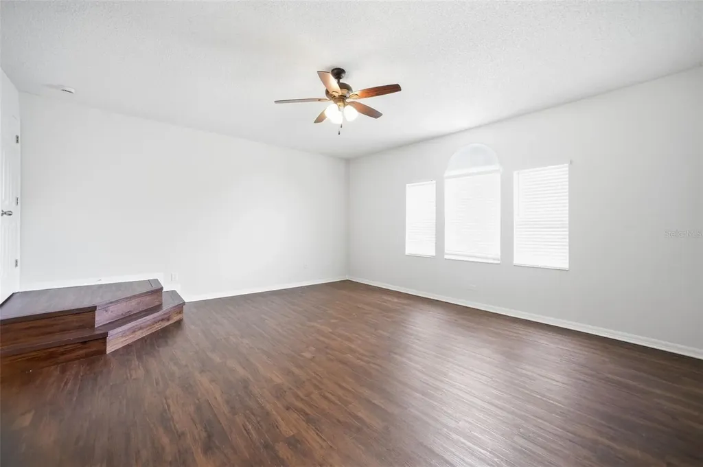 716 Grand Canyon Drive Valrico FL 33594