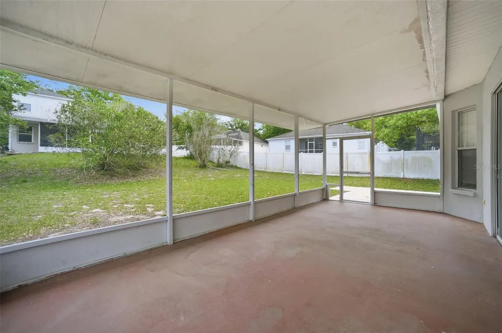 716 Grand Canyon Drive Valrico FL 33594