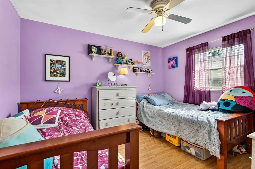 1417 W Yukon Street Tampa FL 33604