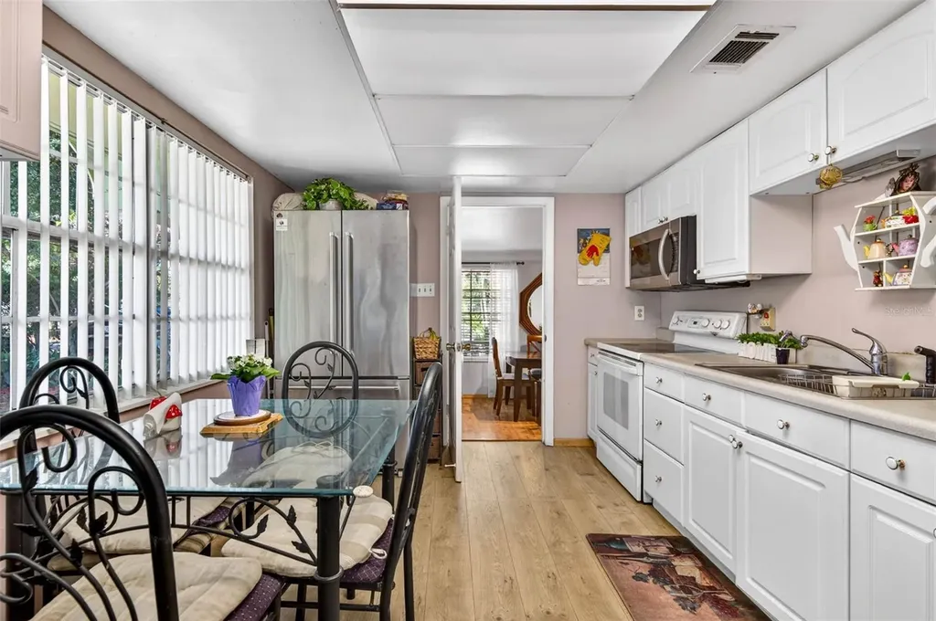 1417 W Yukon Street Tampa FL 33604