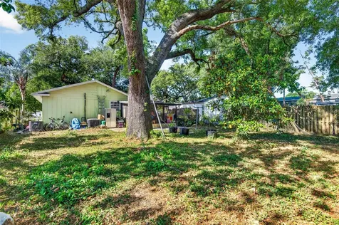 1417 W Yukon Street Tampa FL 33604