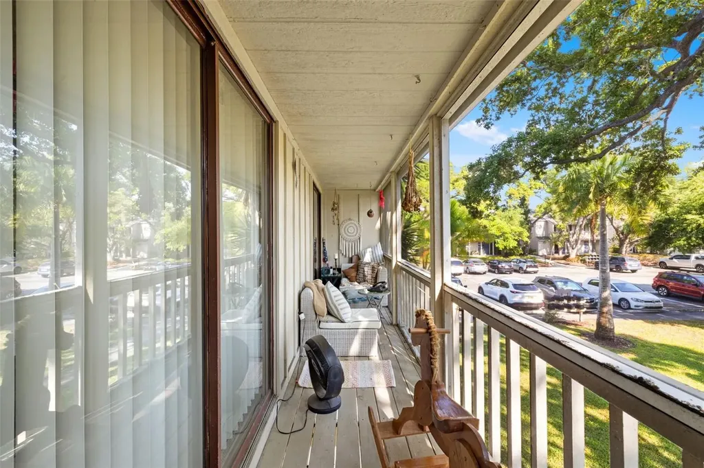 2200 Bahia Vista Street Sarasota FL 34239