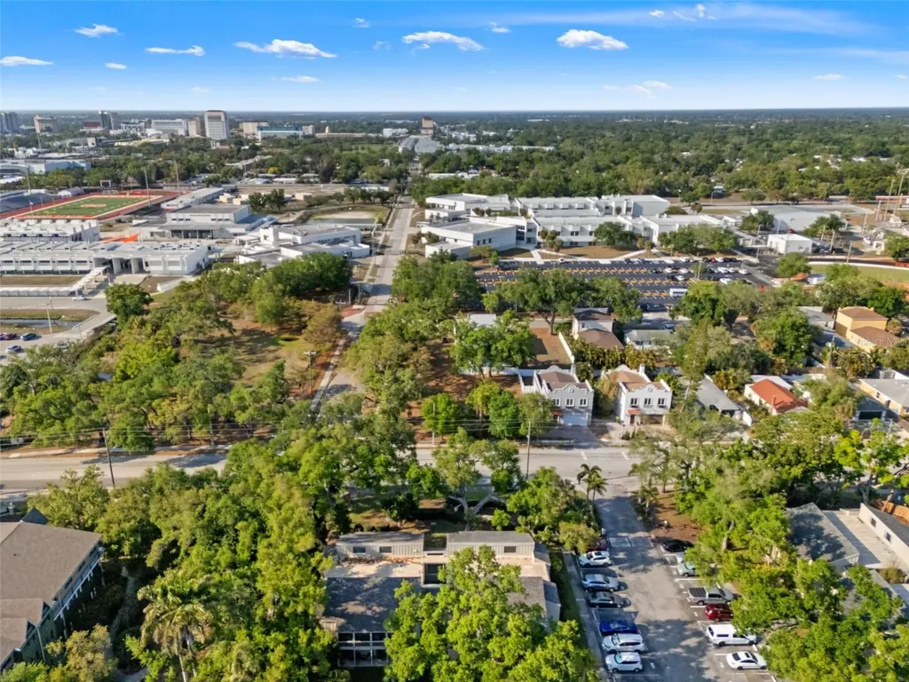 2200 Bahia Vista Street Sarasota FL 34239