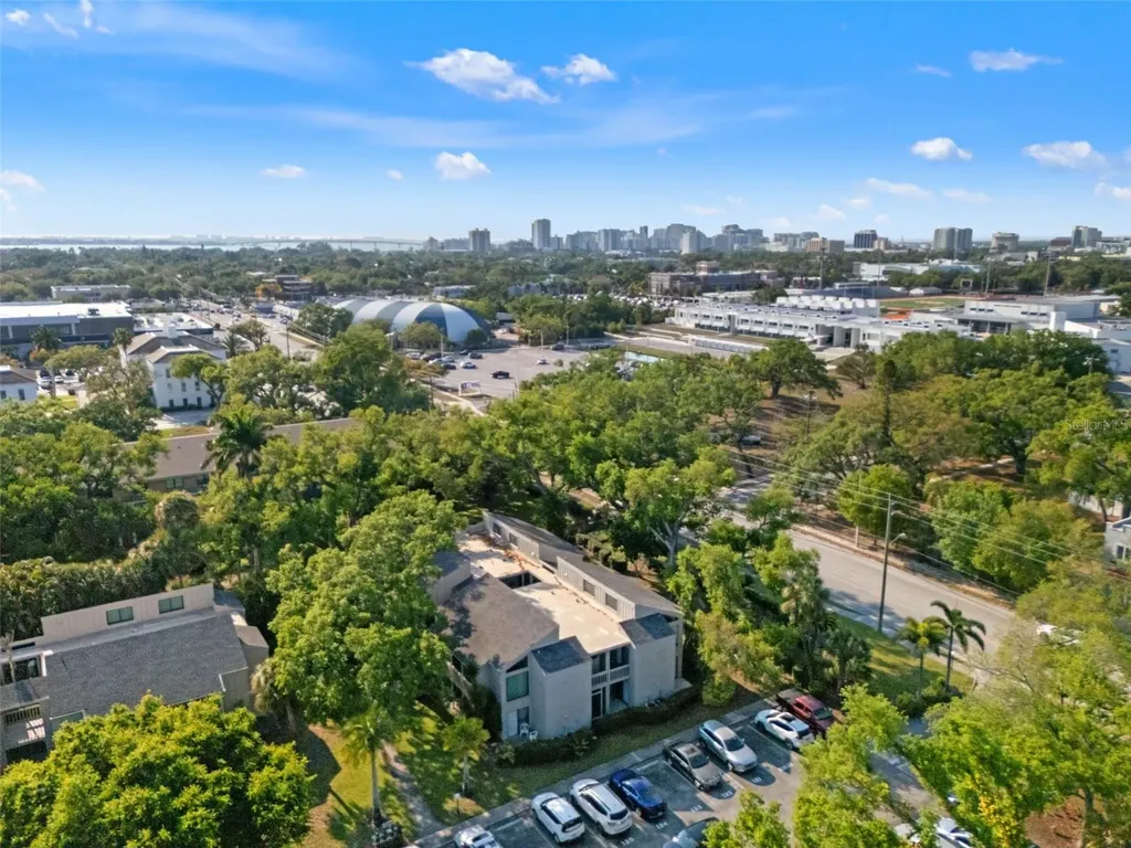 2200 Bahia Vista Street Sarasota FL 34239