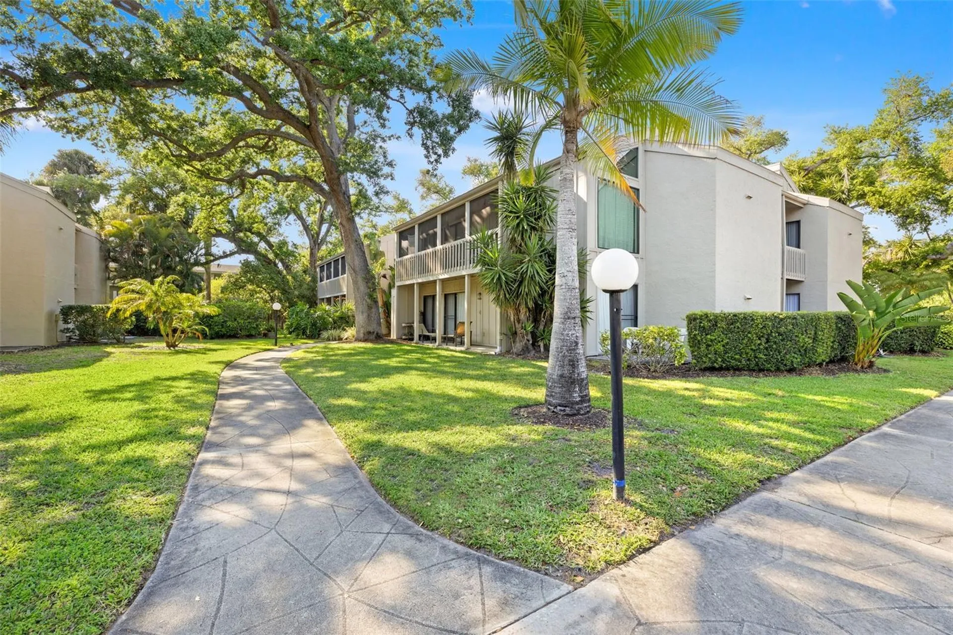 2200 Bahia Vista Street Sarasota FL 34239