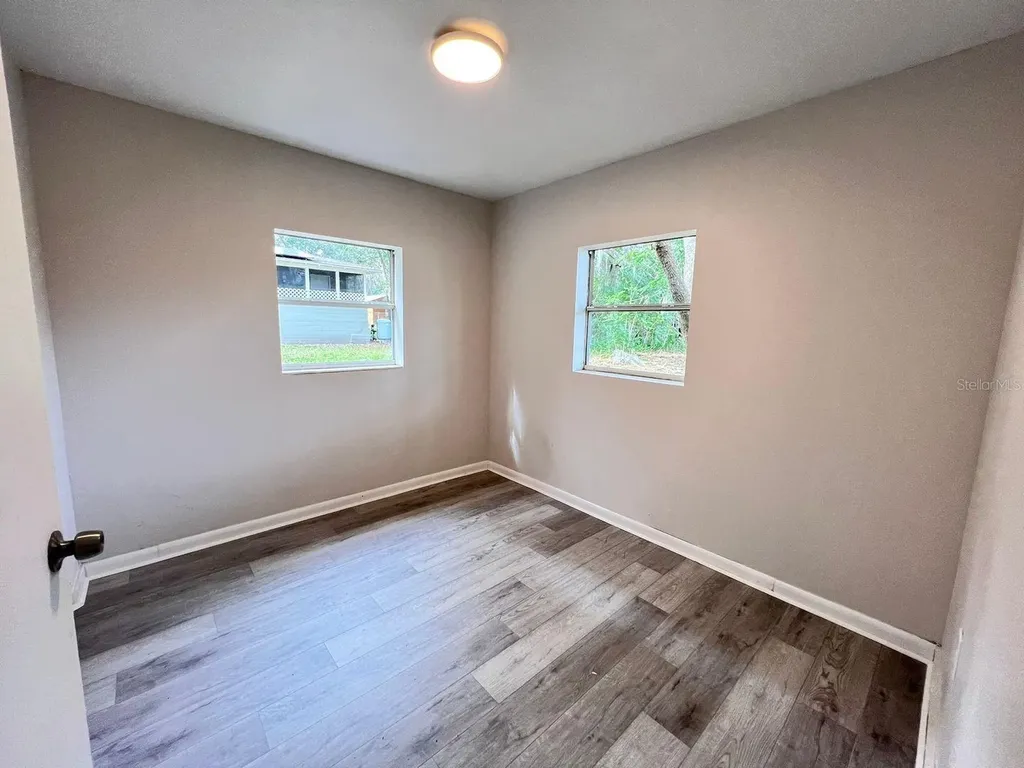 107 Oakland Drive Deland FL 32720
