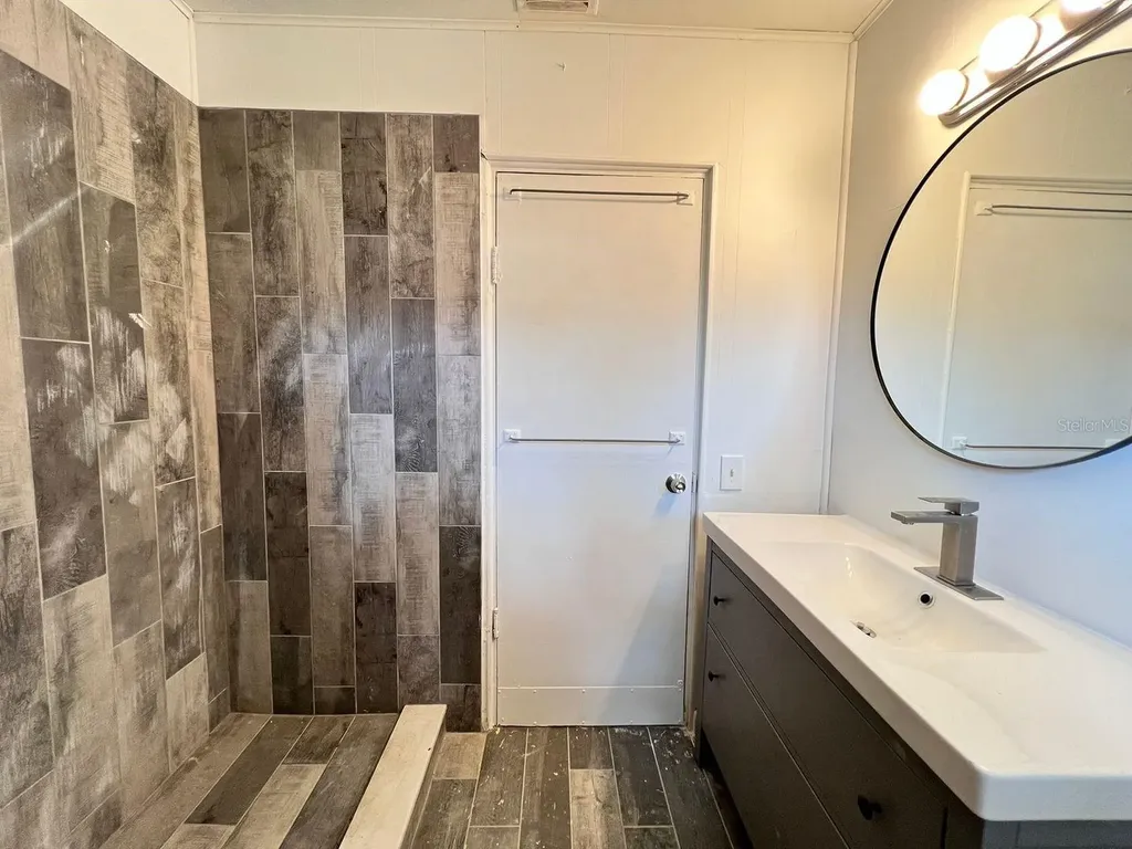 107 Oakland Drive Deland FL 32720
