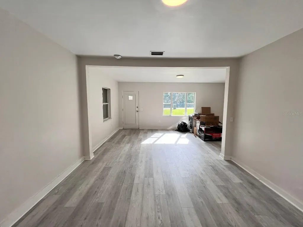107 Oakland Drive Deland FL 32720