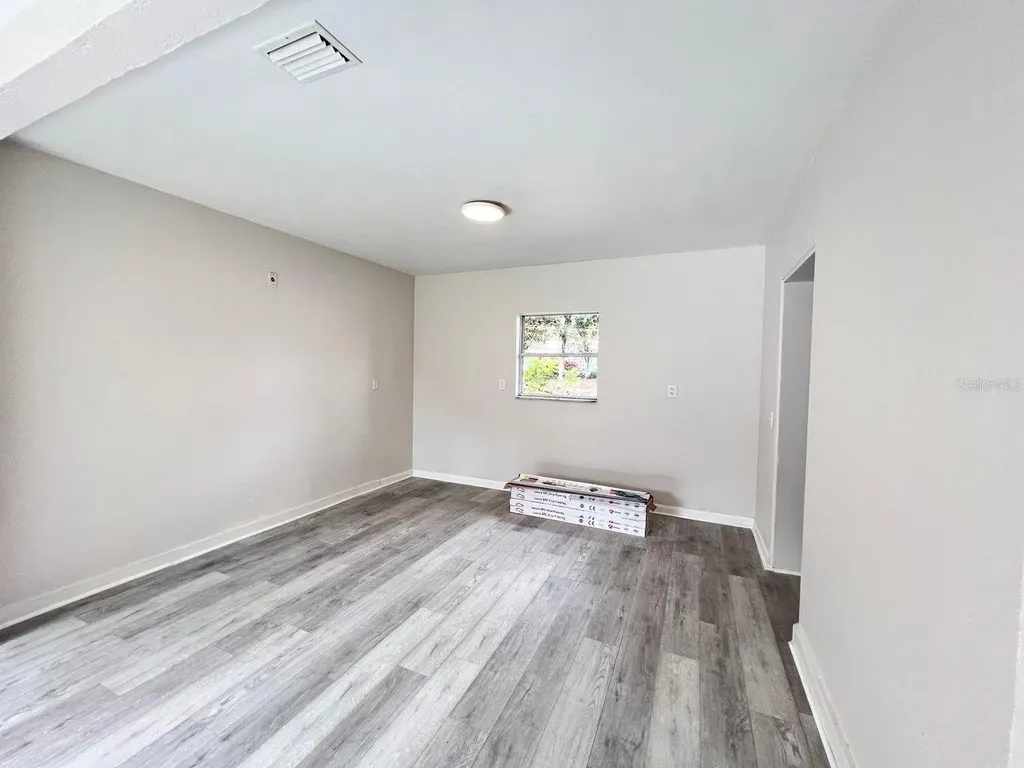 107 Oakland Drive Deland FL 32720