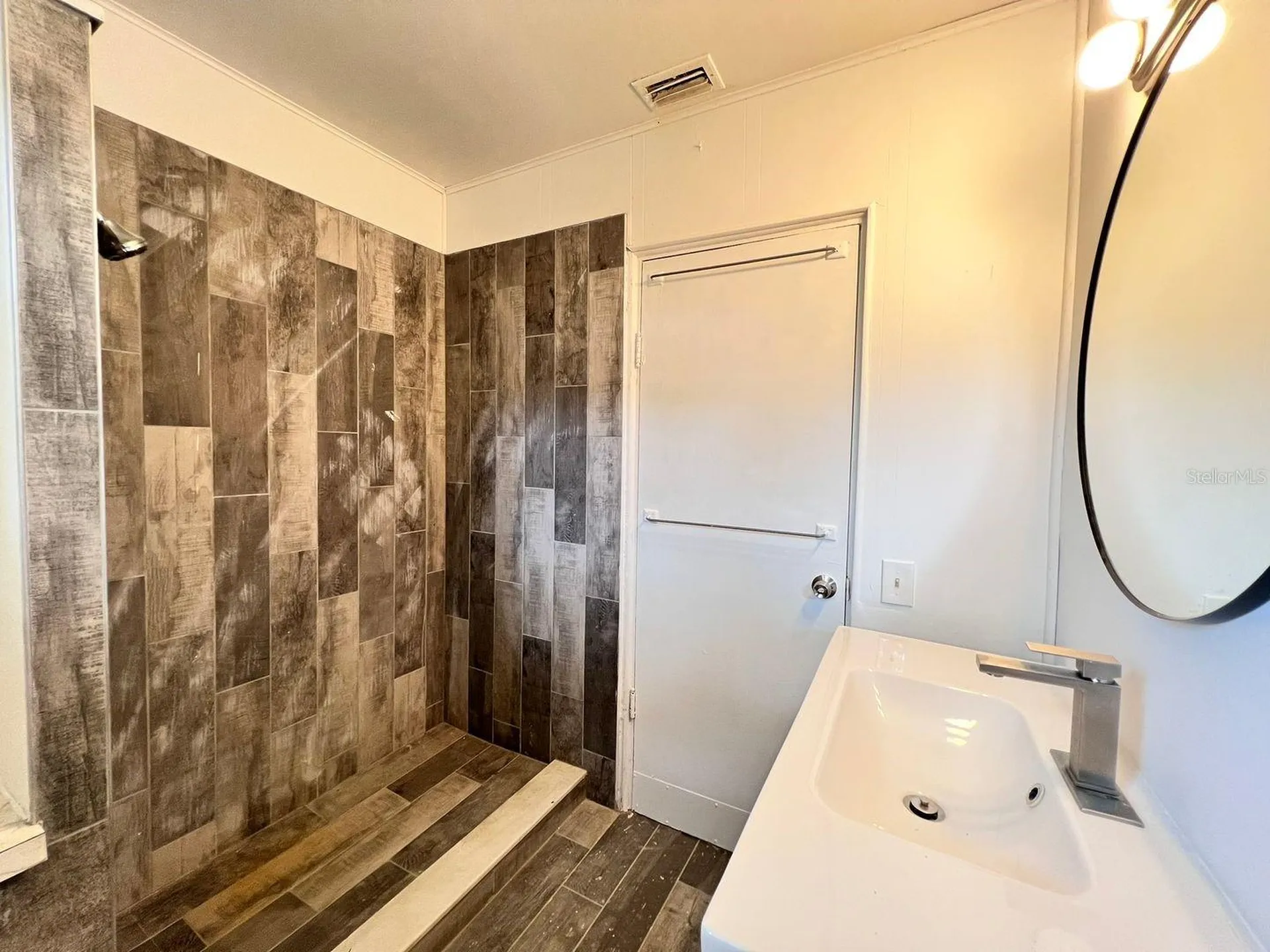 107 Oakland Drive Deland FL 32720