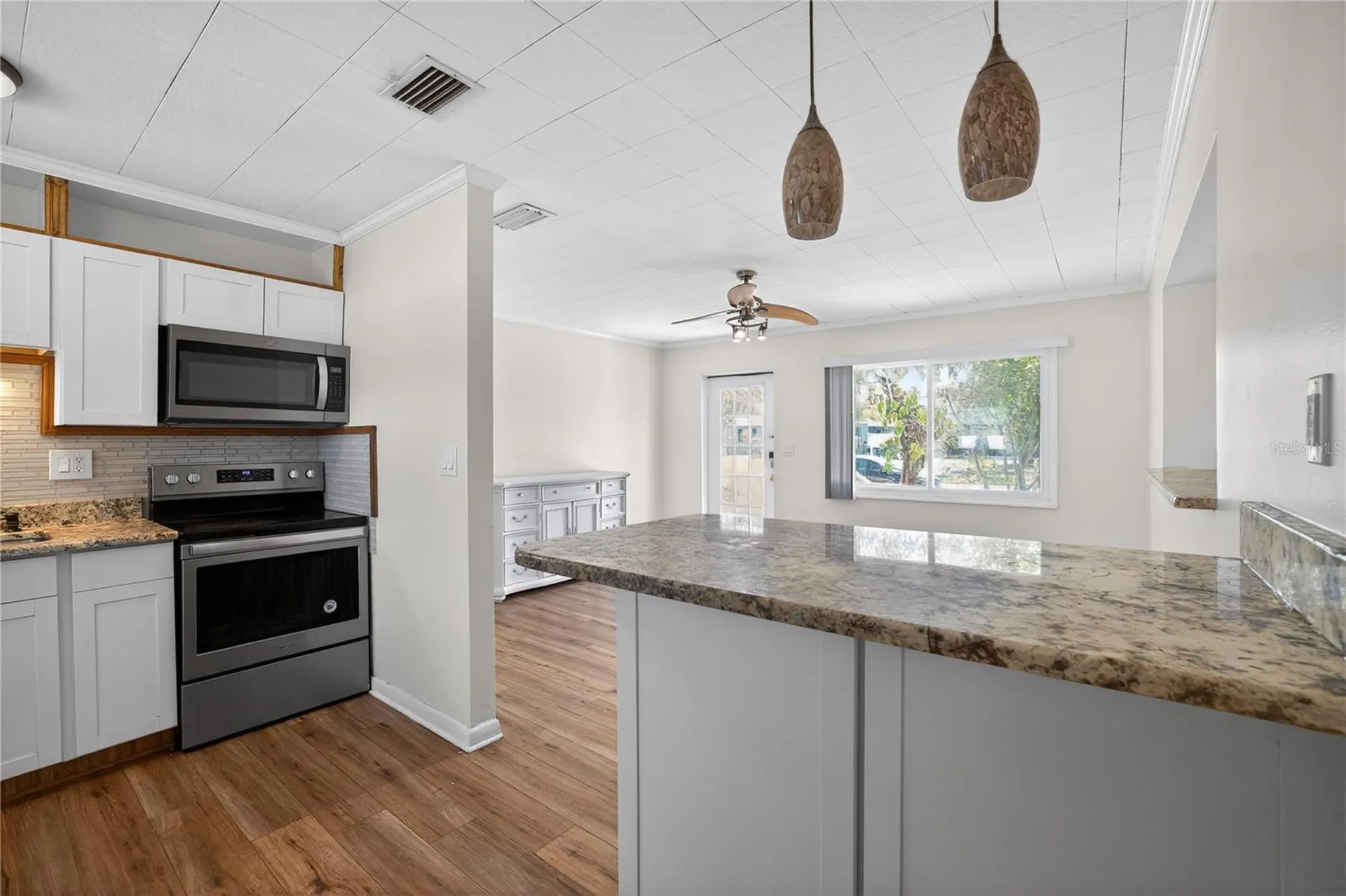 6749 81st Avenue N Pinellas Park FL 33781