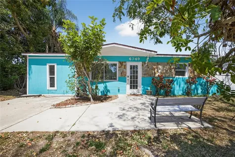 6749 81st Avenue N Pinellas Park FL 33781