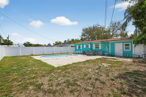 6749 81st Avenue N Pinellas Park FL 33781