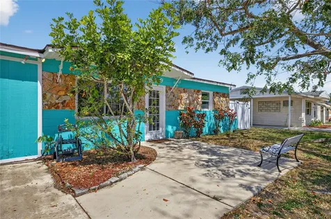 6749 81st Avenue N Pinellas Park FL 33781