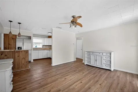 6749 81st Avenue N Pinellas Park FL 33781