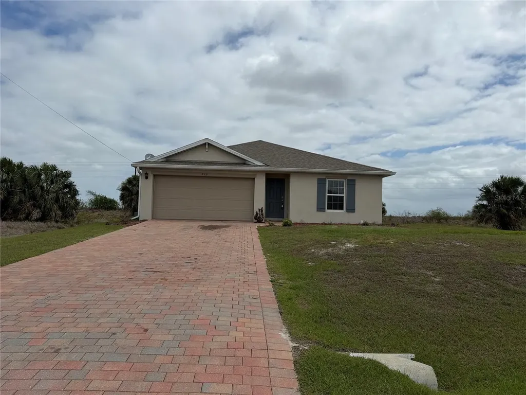 513 Ella Jean Pi, Banyan Village Labelle FL 33935