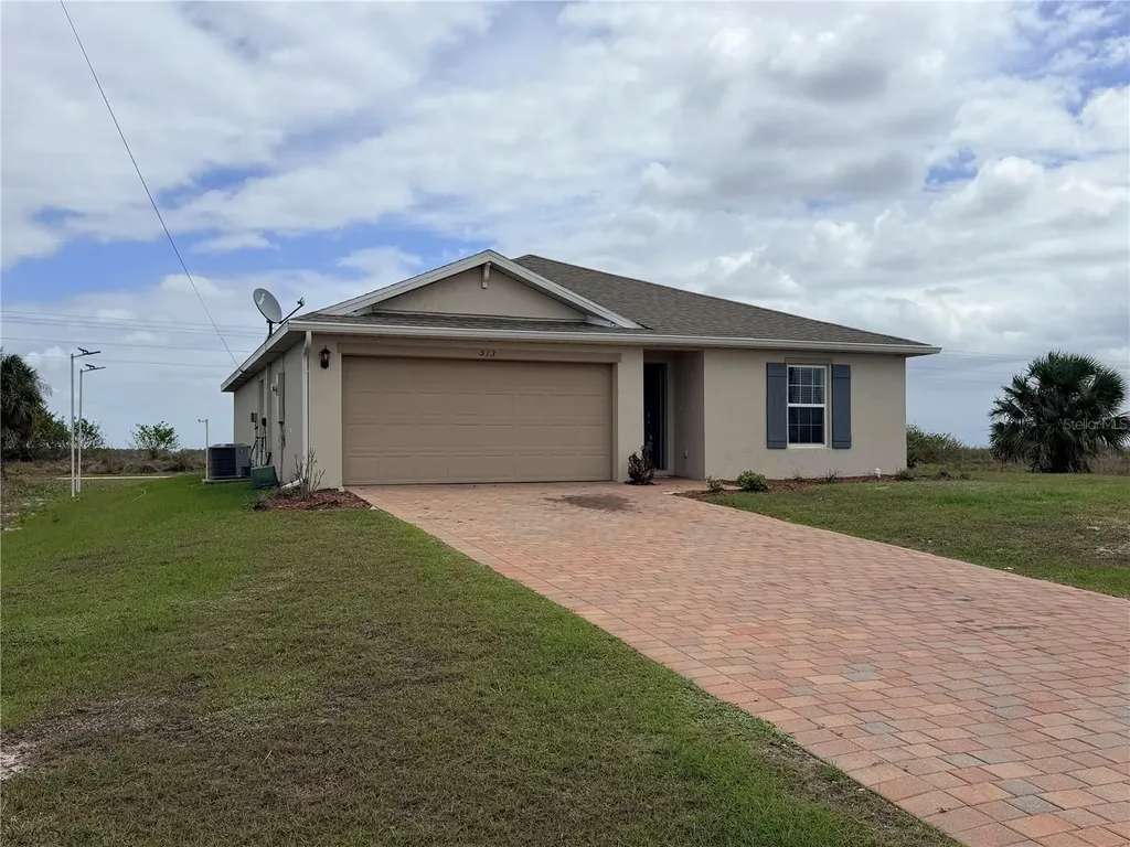 513 Ella Jean Pi, Banyan Village Labelle FL 33935