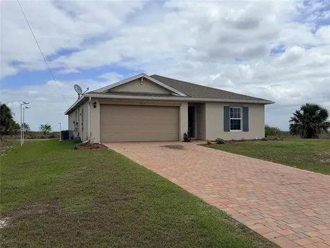 513 Ella Jean Pi, Banyan Village Labelle FL 33935