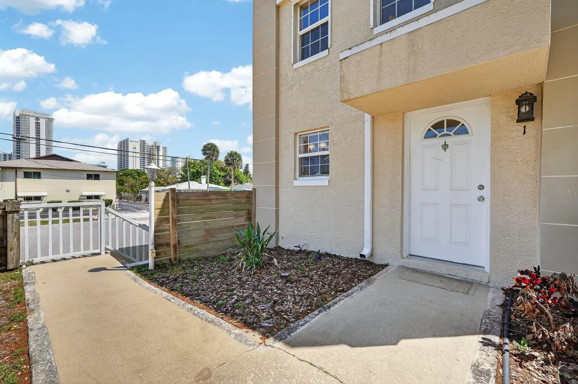 437 N Oleander Avenue Daytona Beach FL 32118