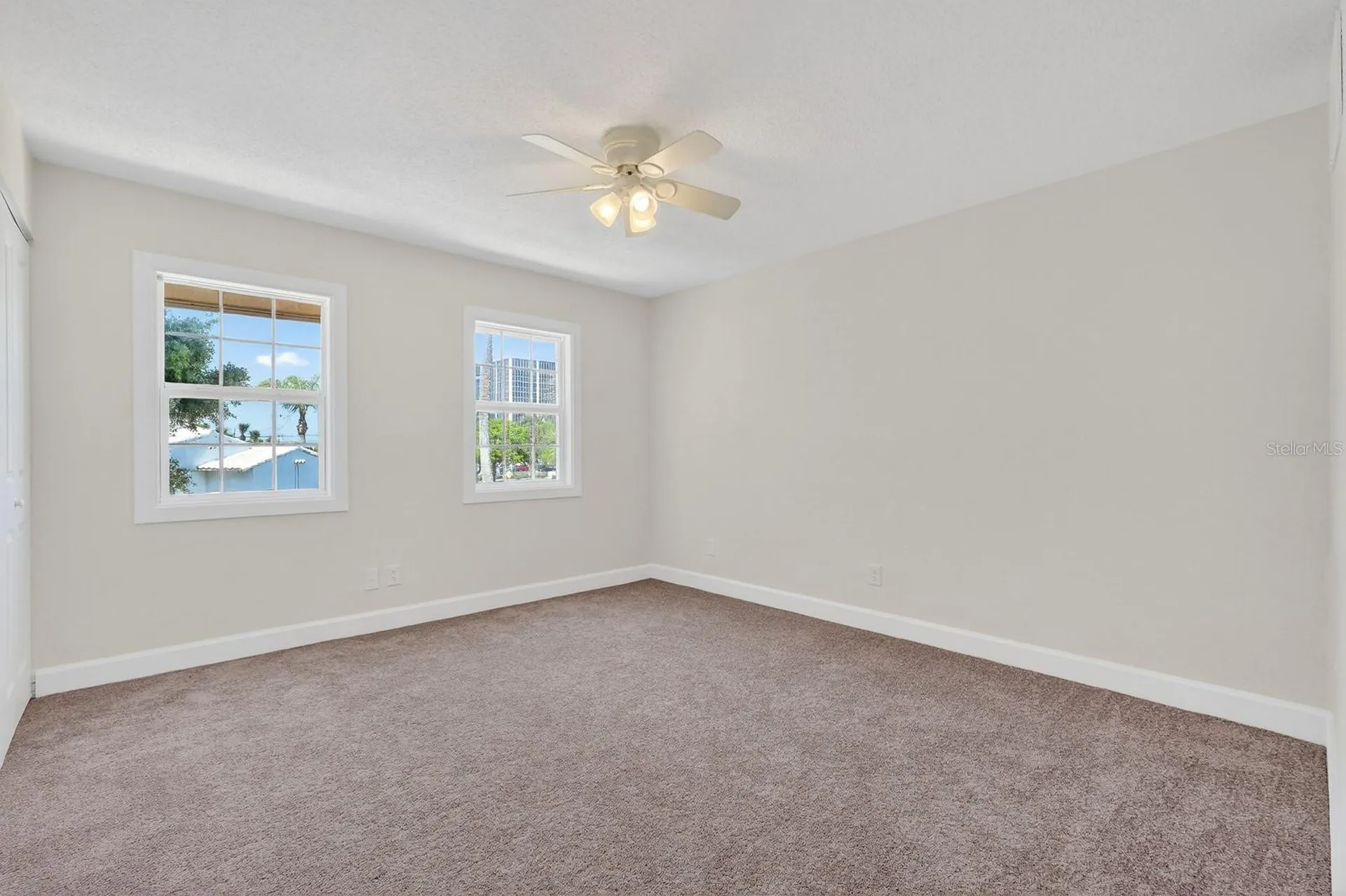 437 N Oleander Avenue Daytona Beach FL 32118