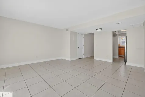 437 N Oleander Avenue Daytona Beach FL 32118