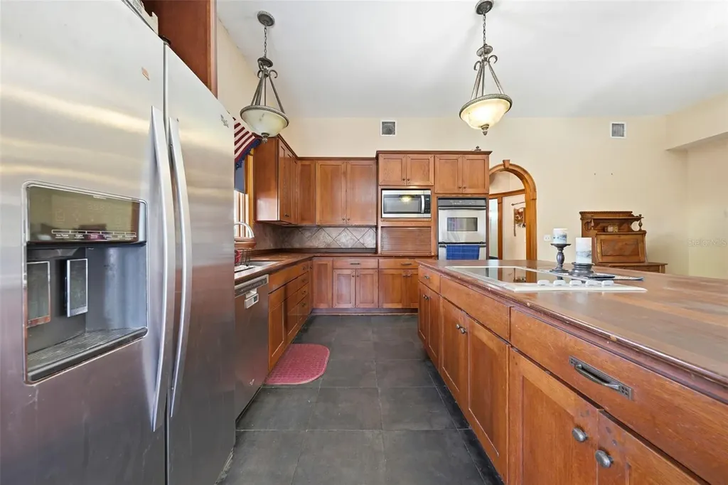 835 Butch Cassidy Lane Eustis FL 32726