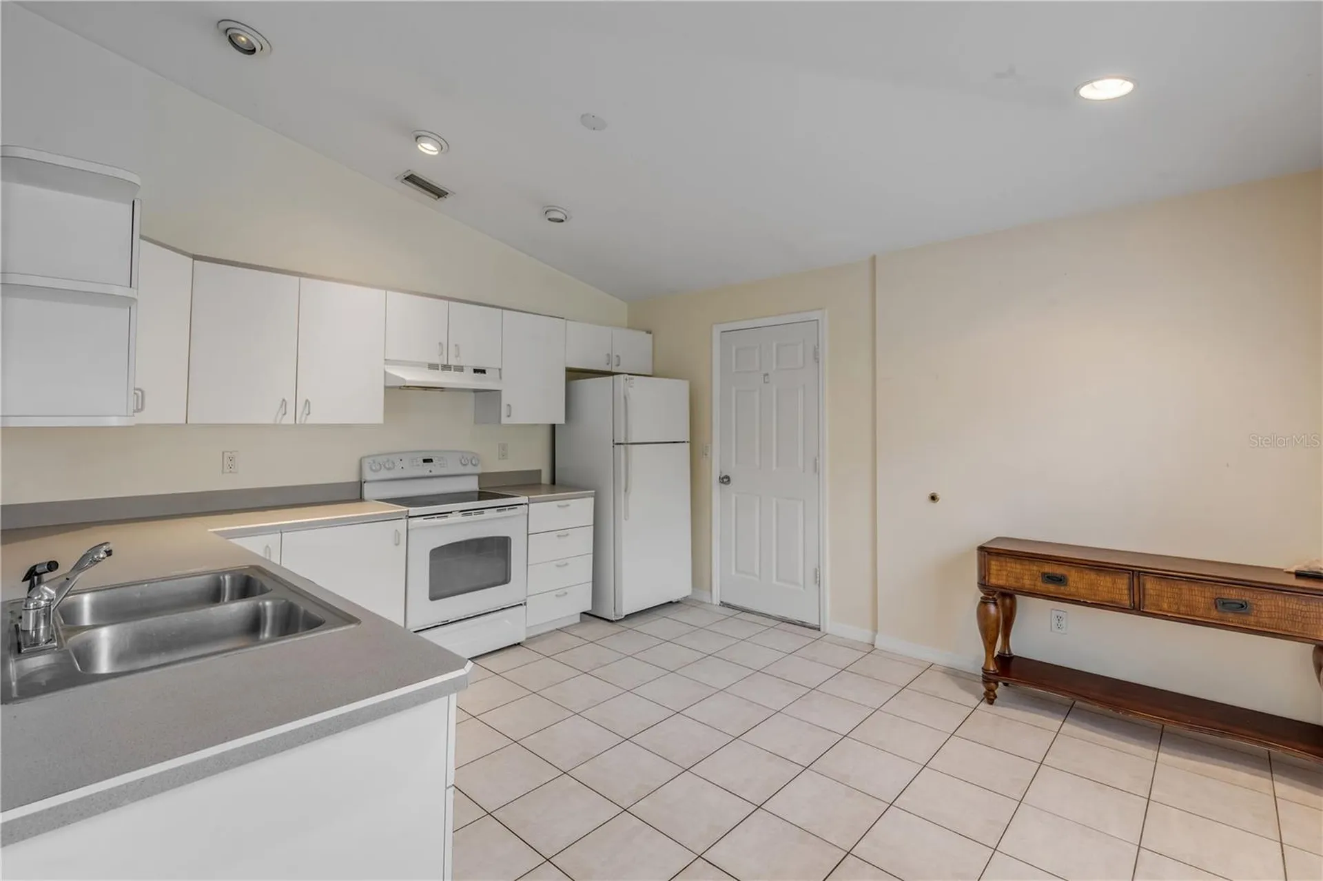 711 River Oaks Circle New Smyrna Beach FL 32169