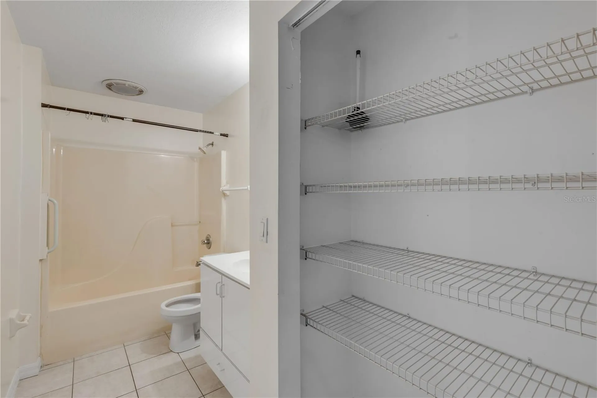 711 River Oaks Circle New Smyrna Beach FL 32169