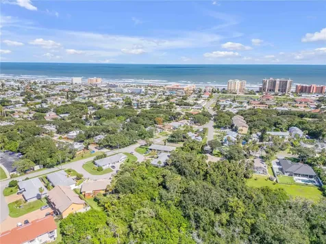 711 River Oaks Circle New Smyrna Beach FL 32169