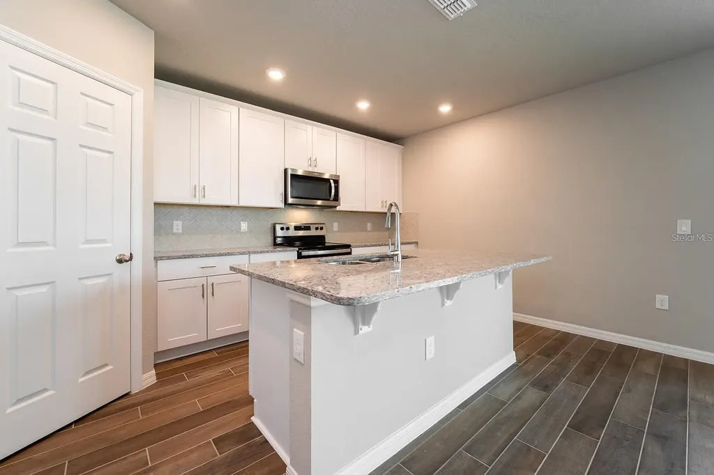 5252 Sanders Oak Trail St Cloud FL 34771