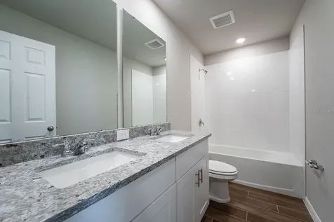 5252 Sanders Oak Trail St Cloud FL 34771