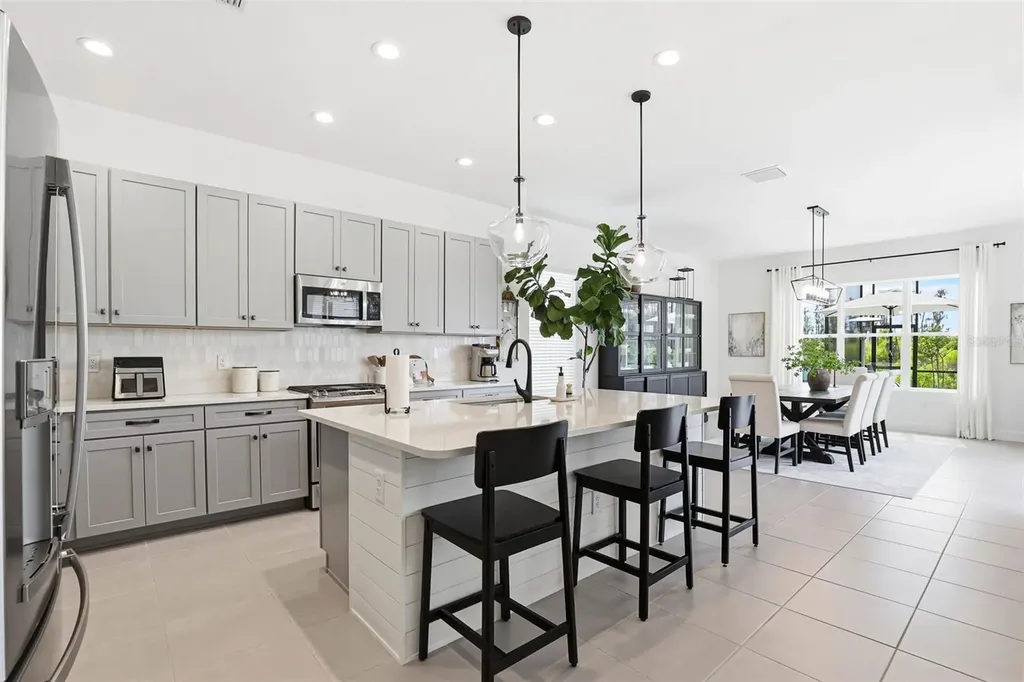 32490 Tree Of Life Avenue Wesley Chapel FL 33543