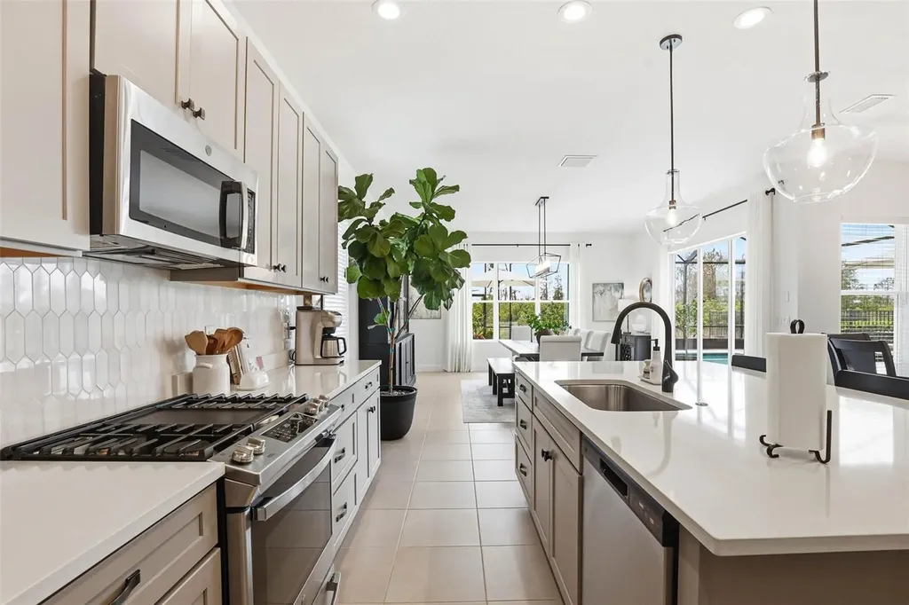 32490 Tree Of Life Avenue Wesley Chapel FL 33543