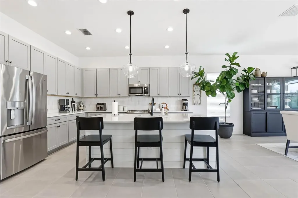32490 Tree Of Life Avenue Wesley Chapel FL 33543