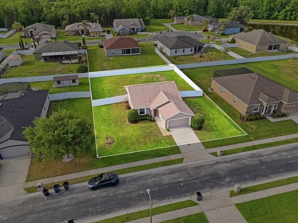2940 Blackwater Creek Drive Lakeland FL 33810
