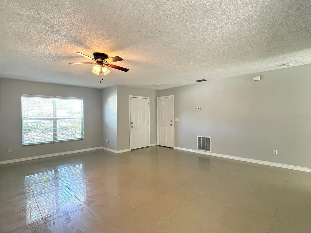 781 Palmera Street Orlando FL 32811