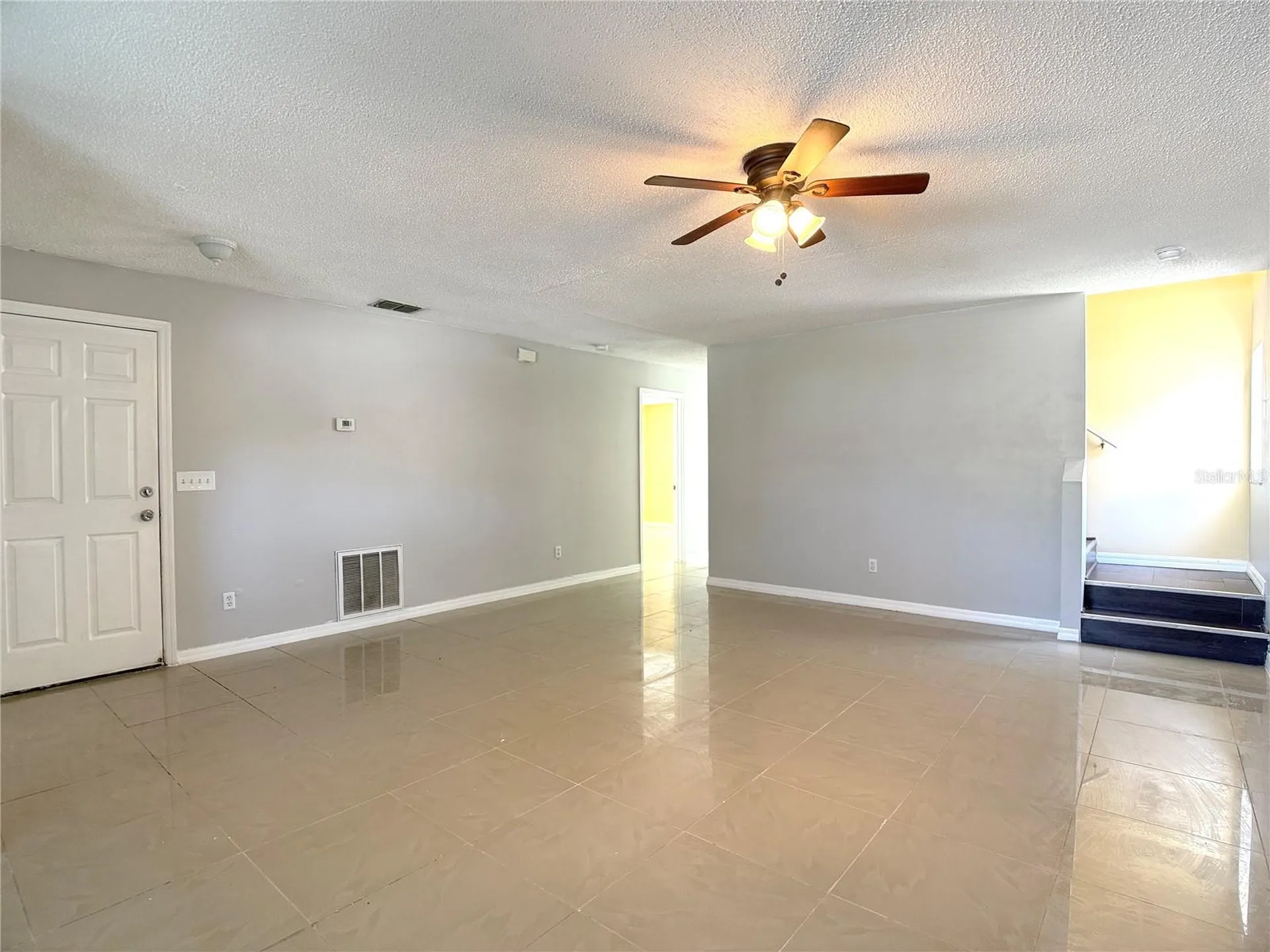 781 Palmera Street Orlando FL 32811