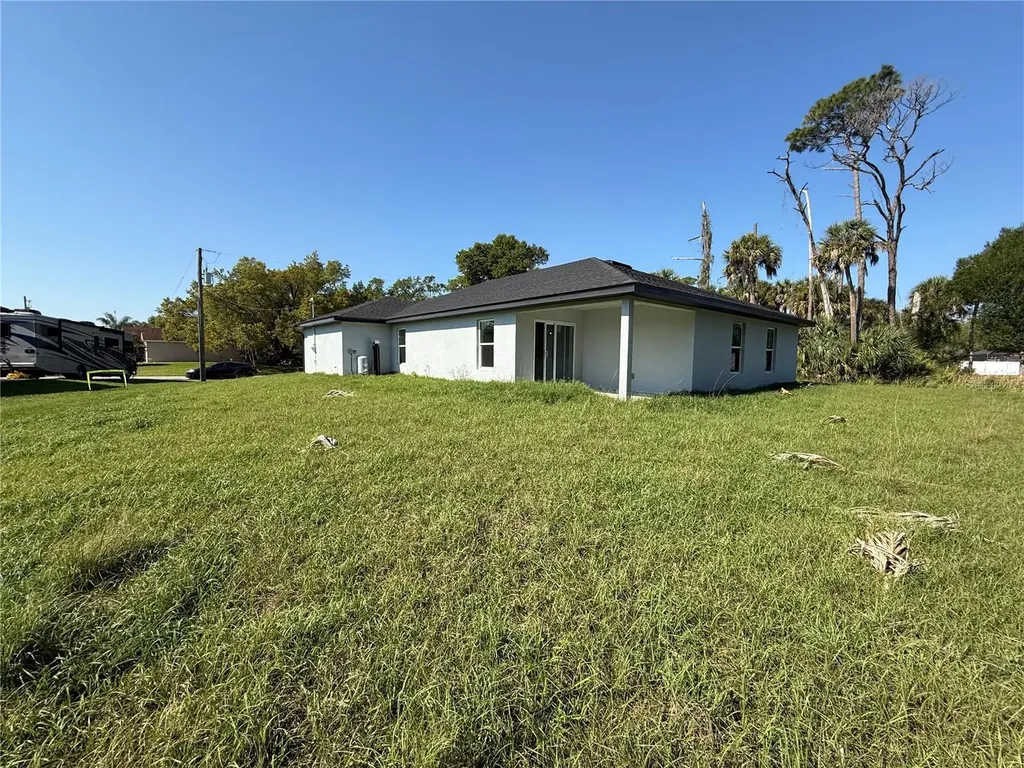 4252 Sunburst Avenue North Port FL 34286