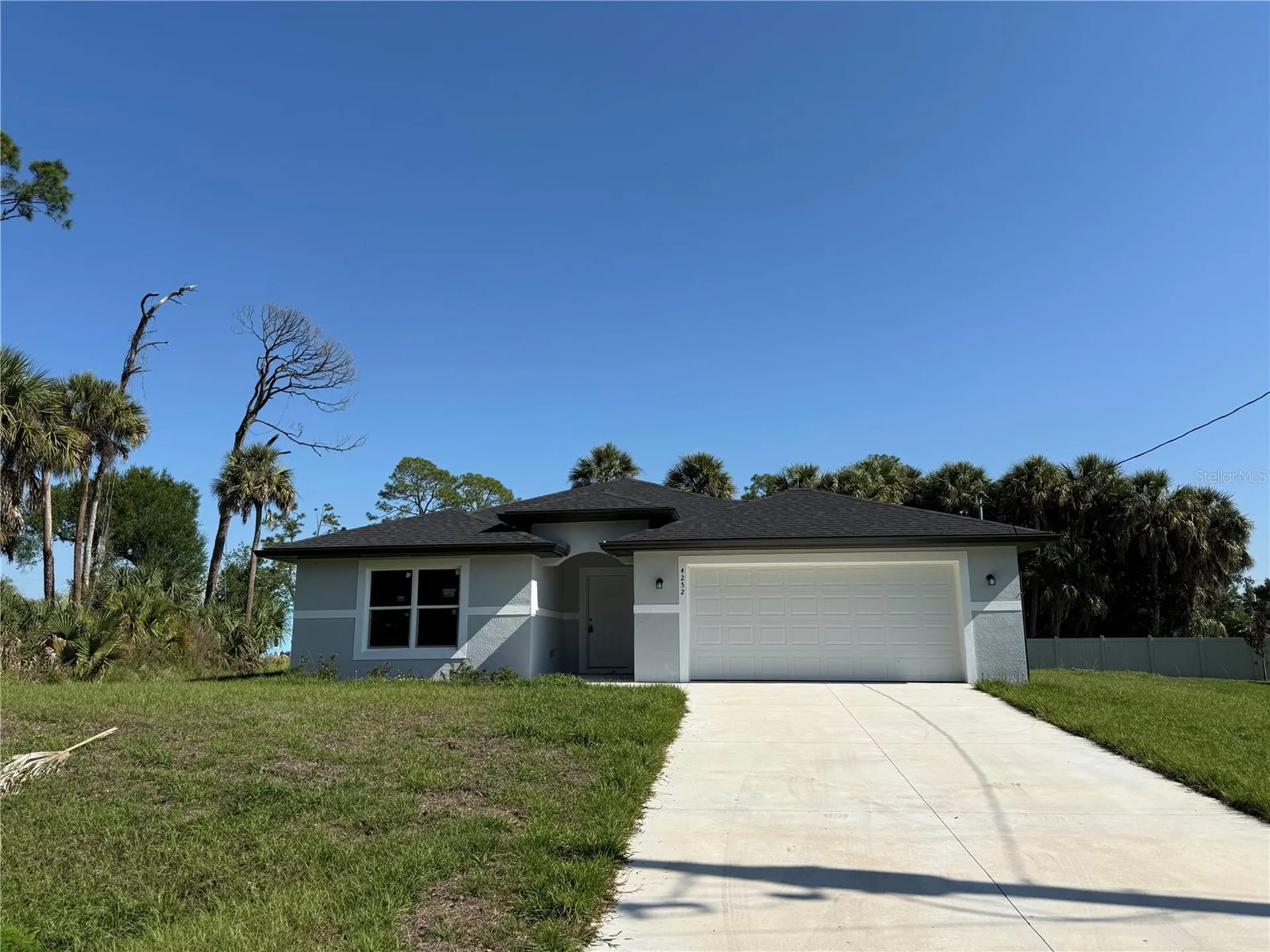 4252 Sunburst Avenue North Port FL 34286