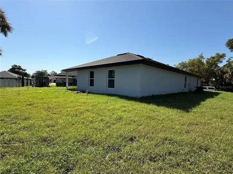 4252 Sunburst Avenue North Port FL 34286